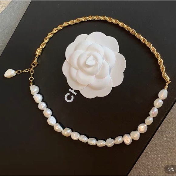 18K Gold Plated Freshwater Pearl Necklace - Picture 1 of 10
